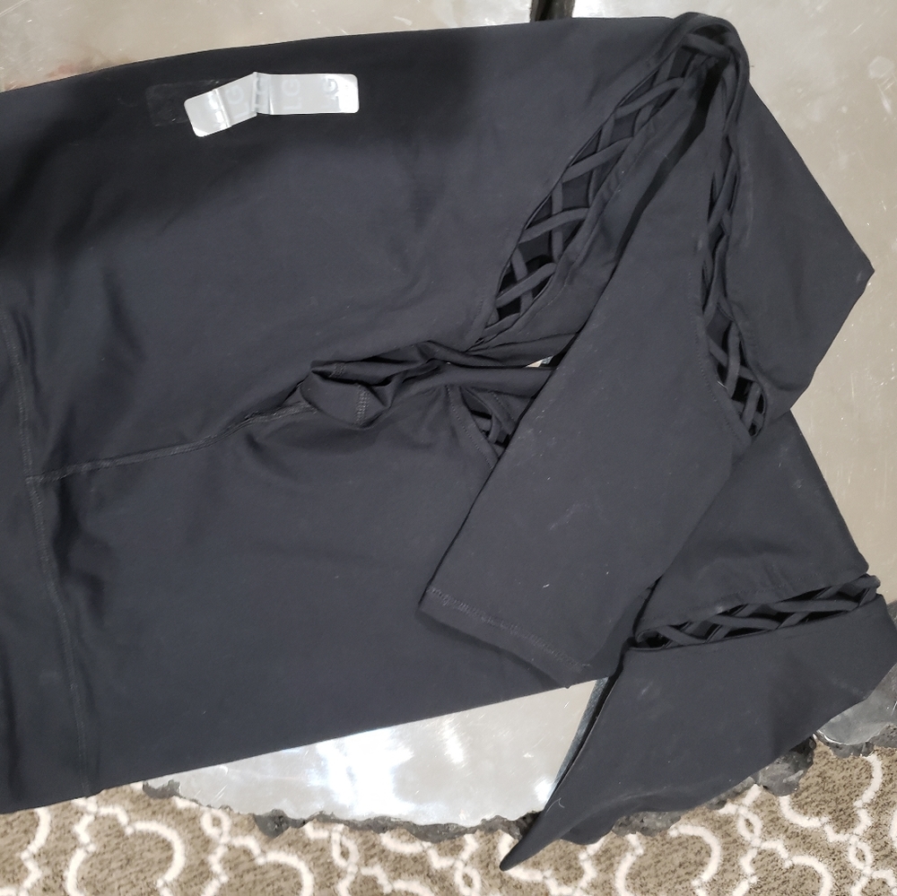 Brand new workout yoga pants - Picture 2 of 5